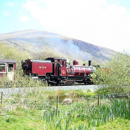 Seion - Hw7575 Villa Llanddeiniolen Exteriör bild